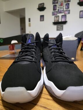 Jordan Lift Off Size 7m/8.5w Men’s Sneakers Black with Blue Jumpman